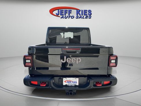 Used 2020 Jeep Gladiator Rubicon image 6