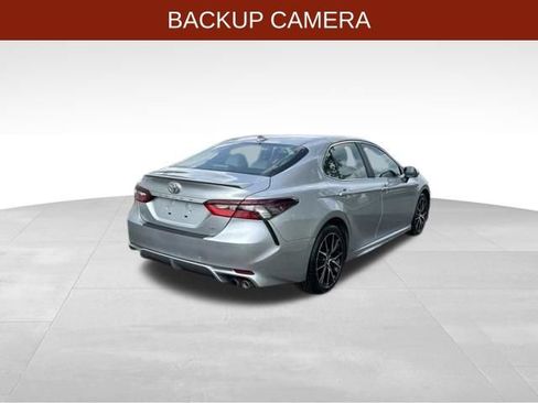 Used 2024 Toyota Camry SE FWD image 7