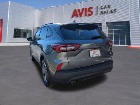Used 2025 Ford Escape ST-Line FWD image 9