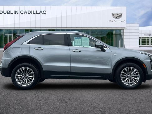 Used 2024 Cadillac XT4 Premium Luxury image 3