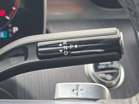 Certified 2025 Mercedes-Benz C 300 4MATIC Sedan image 28