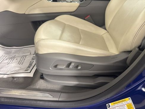 Used 2023 Cadillac XT5 Premium Luxury w/ Technology Package image 20