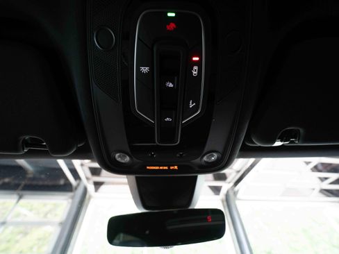 Used 2025 Audi Q7 2.0T Premium AWD/4WD image 18