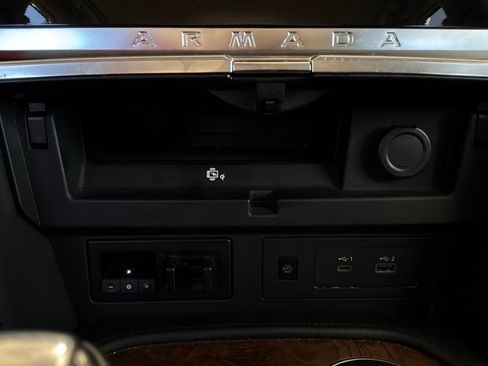 Used 2024 Nissan Armada SL RWD image 32
