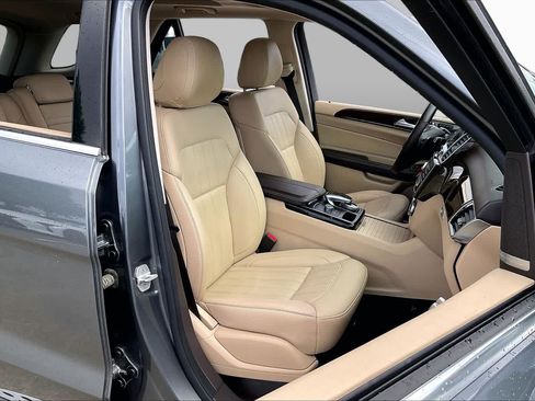 Used 2017 Mercedes-Benz GLE 350 image 8