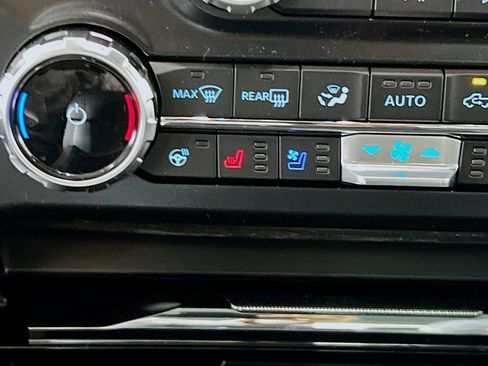 New 2026 Ford F350 Lariat w/ Black Appearance Package AWD/4WD image 24
