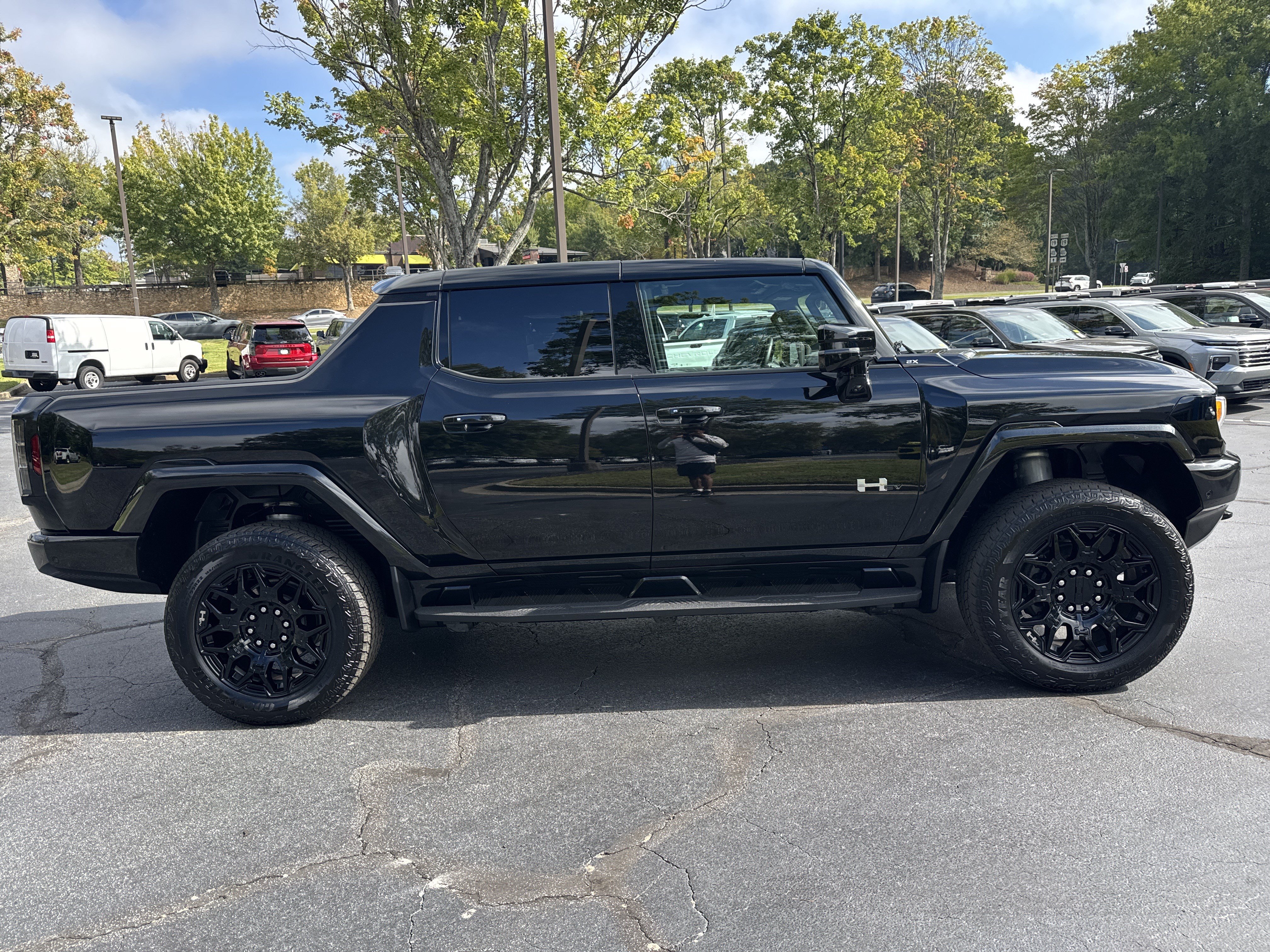 Used 2025 GMC Hummer EV 2X AWD/4WD image 4