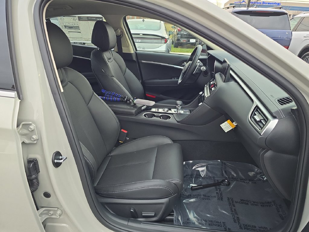 Used 2026 Genesis G70 2.5T AWD/4WD image 24
