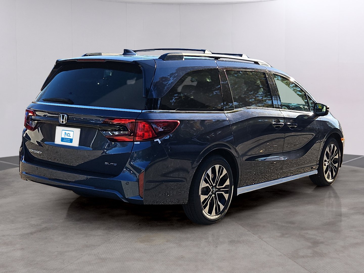 New 2027 Honda Odyssey Elite image 3