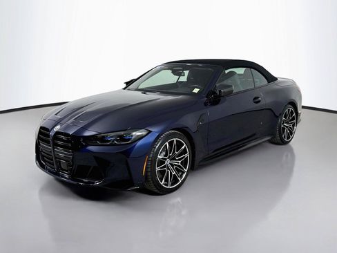 Used 2023 BMW M4 xDrive Competition w/ M Carbon Exterior Package AWD/4WD image 8