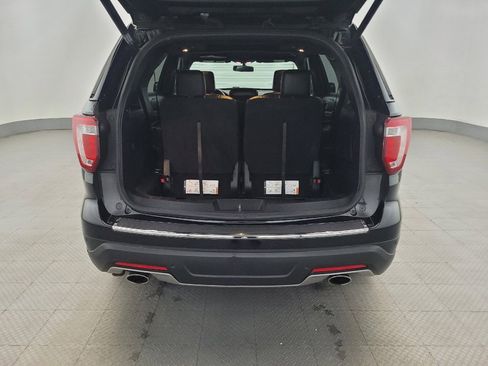 Used 2018 Ford Explorer XLT w/ Equipment Group 202A image 29