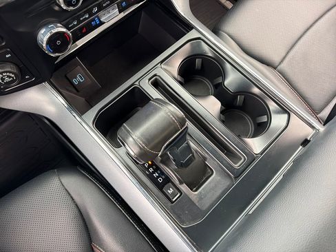 Used 2023 Ford F150 Lariat w/ FX4 Off-Road Package image 32