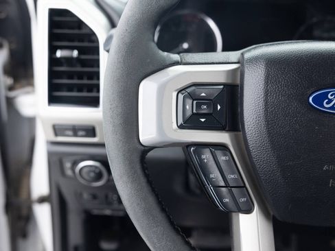 Used 2019 Ford F250 Lariat w/ Lariat Ultimate Package AWD/4WD image 42