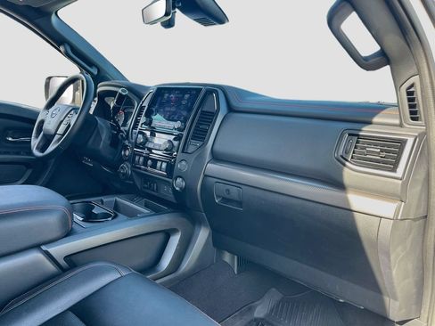Used 2023 Nissan Titan PRO-4X w/ Pro-4x Convenience Package AWD/4WD image 29