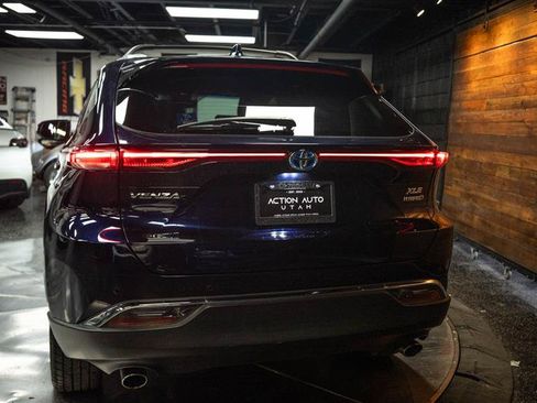 Used 2022 Toyota Venza XLE AWD/4WD image 6