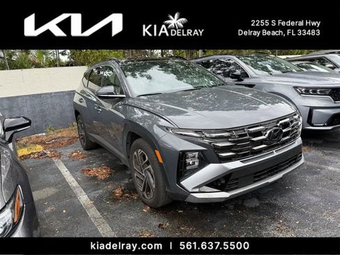 Used 2025 Hyundai Tucson Limited FWD image 1
