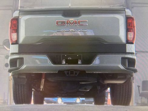 Used 2023 GMC Sierra 1500 Pro w/ Graphite Edition AWD/4WD image 15