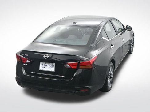Used 2025 Nissan Altima 2.5 SV image 29