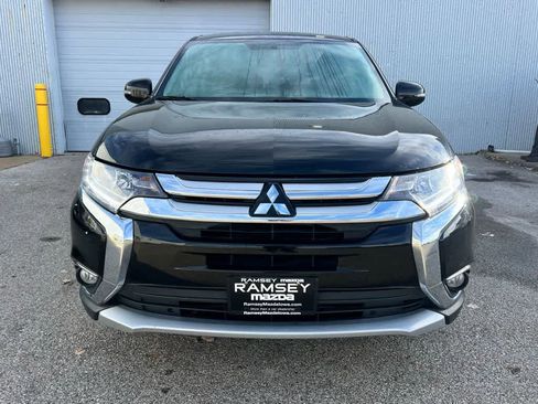 Used 2018 Mitsubishi Outlander SE image 9