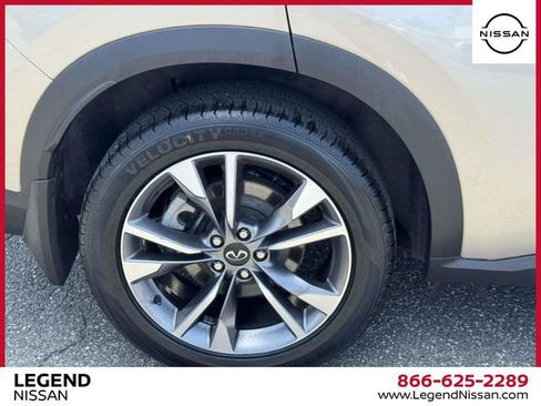 Used 2023 INFINITI QX60 Luxe w/ Vision Package AWD/4WD image 9