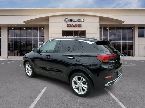 Certified 2023 Buick Encore GX Preferred FWD image 9