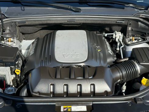 Used 2021 Jeep Grand Cherokee Limited w/ Luxury Group II image 33