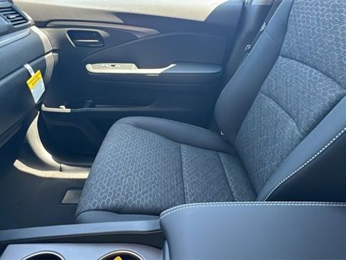 New 2025 Honda Ridgeline Sport image 23