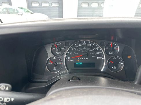 Used 2012 GMC Savana 2500 image 17