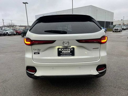 New 2025 MAZDA CX-70 Plug-In Hybrid w/ Premium Pkg image 5