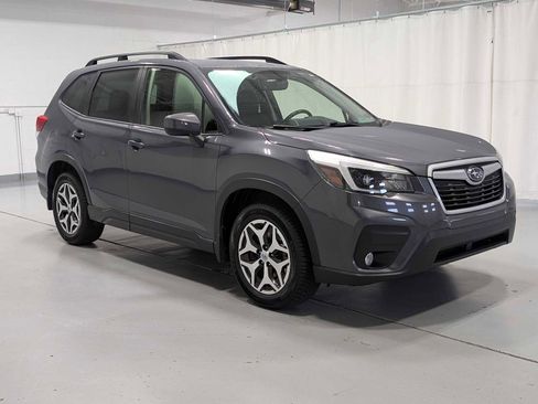 Used 2021 Subaru Forester Premium image 6