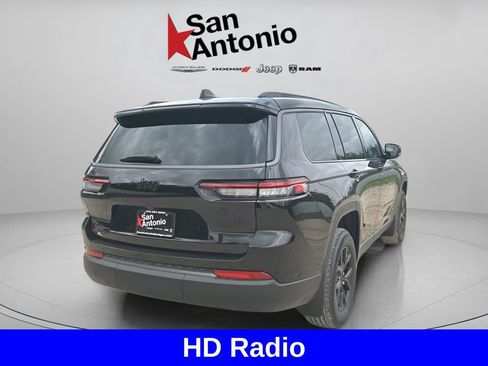 New 2026 Jeep Grand Cherokee L 4WD image 9