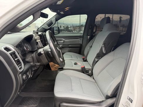 Used 2022 RAM 1500 Big Horn AWD/4WD image 5