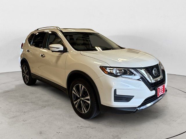Used 2019 Nissan Rogue SV w/ Sun & Sound Touring Package AWD/4WD image 8