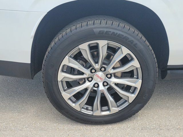 Used 2021 GMC Yukon XL Denali w/ Denali Premium Package RWD image 12