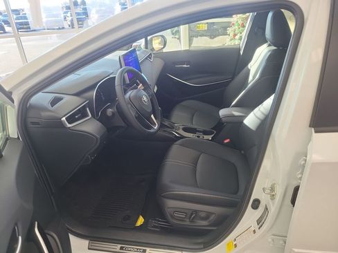 New 2025 Toyota Corolla XLE image 10