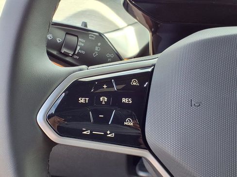 New 2025 Volkswagen ID. Buzz Pro S image 20