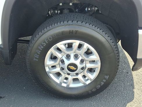 Certified 2026 Chevrolet Silverado 2500 LT AWD/4WD image 8