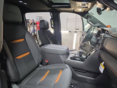 New 2026 GMC Sierra 1500 AT4 w/ AT4 Premium Package AWD/4WD image 10