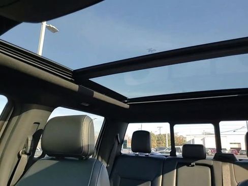 Used 2021 Ford F150 Lariat w/ Equipment Group 502A High image 23