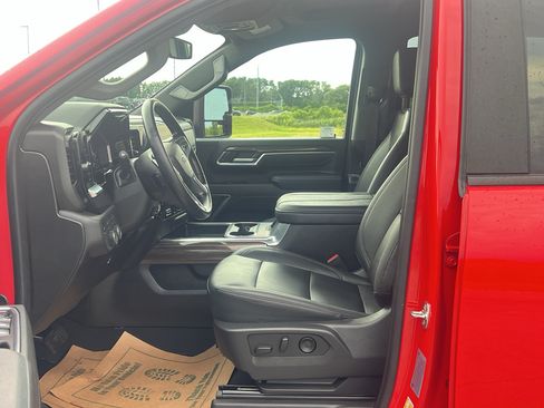 Used 2026 Chevrolet Silverado 3500 LT w/ Trail Boss Package AWD/4WD image 13