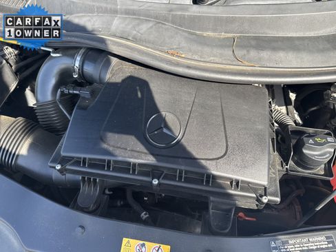 Used 2019 Mercedes-Benz Metris Passenger image 38