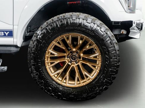 Used 2021 Ford F150 Lariat w/ Equipment Group 502A High image 7