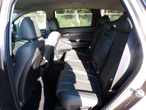 Used 2020 Hyundai Santa Fe SE AWD/4WD image 18
