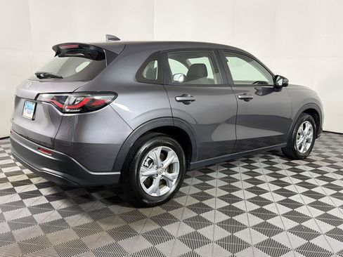 Used 2025 Honda HR-V LX image 7