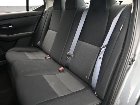 Used 2023 Nissan Sentra SV image 29