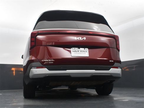 New 2026 Kia Carnival EX image 37