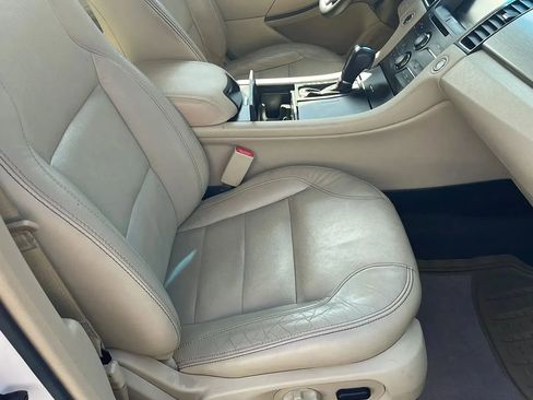 Used 2015 Ford Taurus SEL image 37