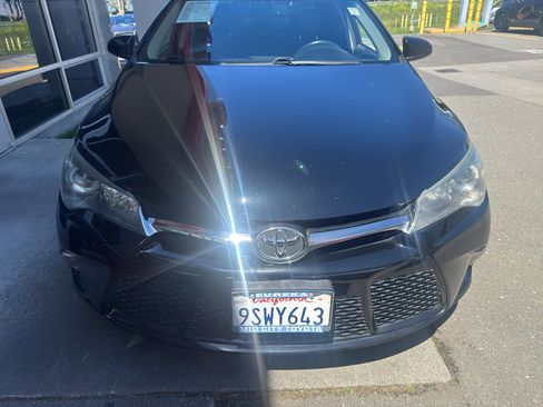 Used 2017 Toyota Camry XSE w/ Moonroof Package FWD image 22