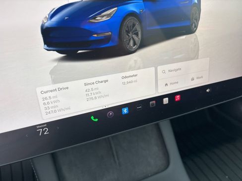 Used 2023 Tesla Model 3 Standard Range image 8