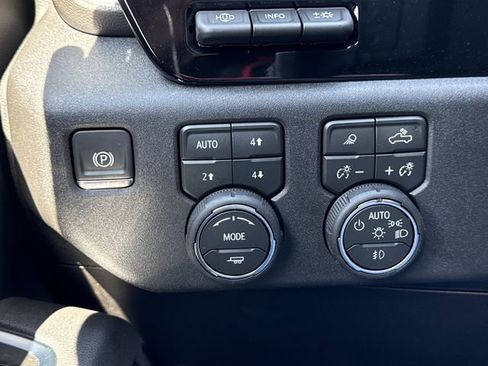 New 2026 Chevrolet Silverado 1500 High Country image 22